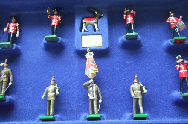 Appraisal: A boxed set of Britains lead soldiers The Royal Regiment