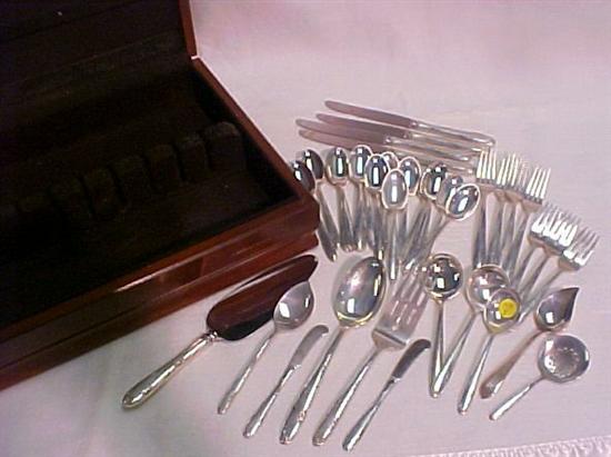 Appraisal: Sterling thirty seven pieces of Towle ''Madeira'' flatware sixteen teaspoons