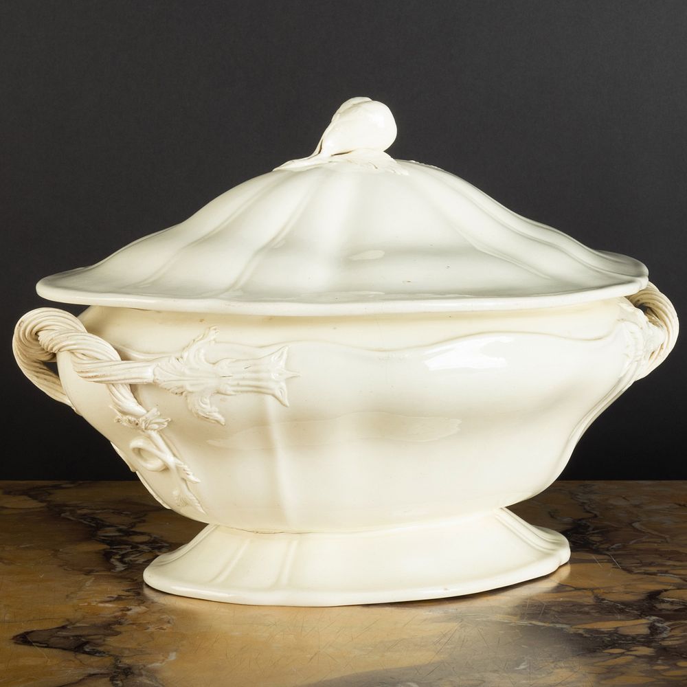 Appraisal: Leeds Creamware Oval Tureen and Cover Impressed mark x x