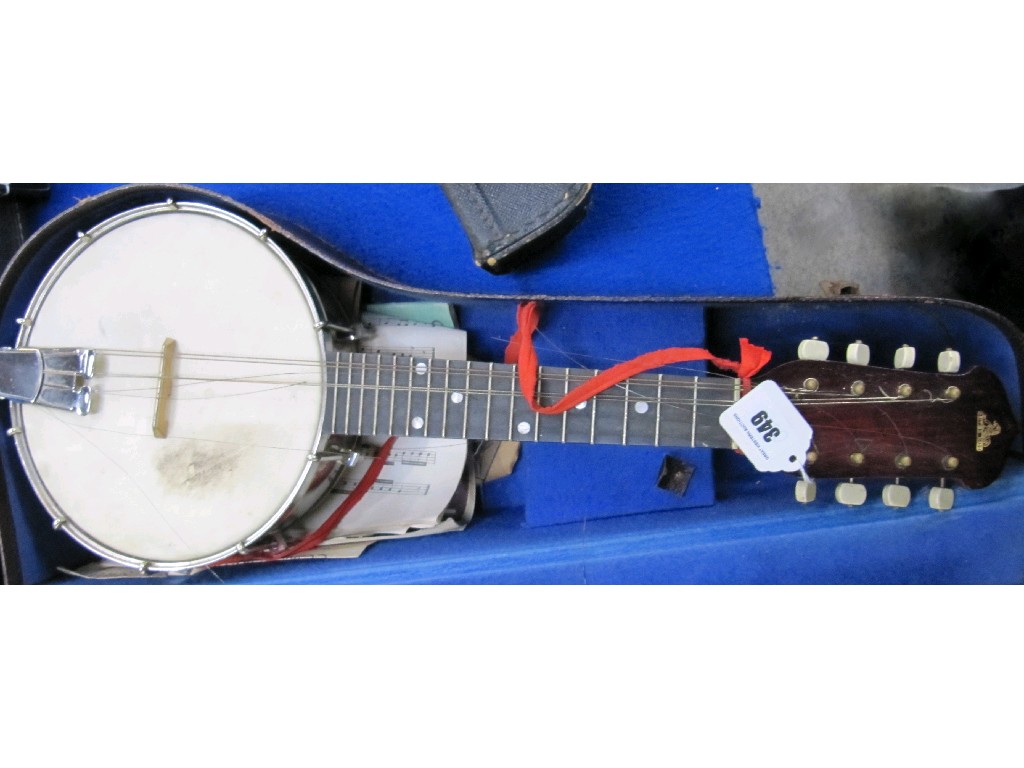 Appraisal: Small banjo in case