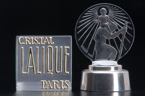 Appraisal: R LALIQUE Mascot hood ornament and trade sign Saint-Christophe clear