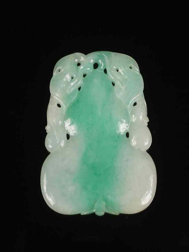 Appraisal: CHINESE JADE PENDANT - Chinese Apple Green Jade Pendant in