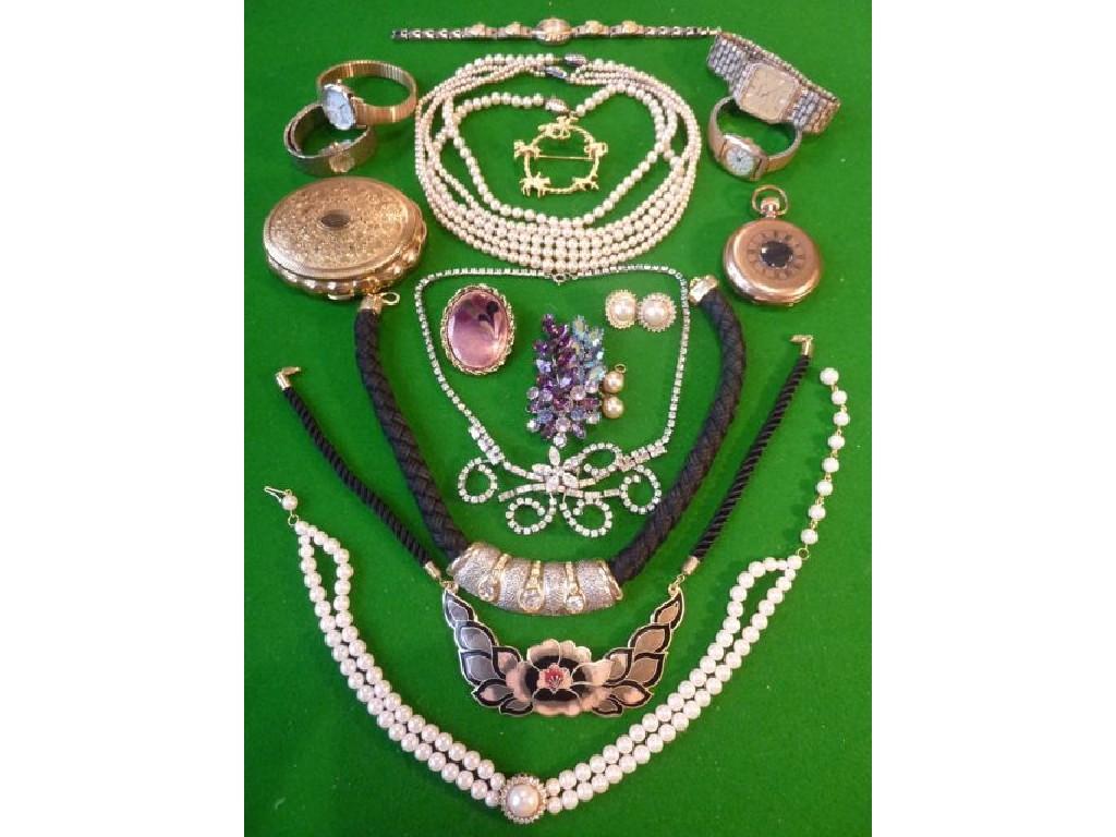 Appraisal: A quantity of jewellery and watches mostly costume including pairs