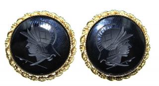 Appraisal: Mens Karat Cuff Links Mens Karat Cuff Links Greek Figures