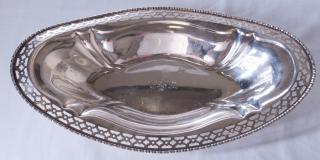 Appraisal: Meriden Sterling Silver Pierced Serving Dish With pierced rim monogrammed