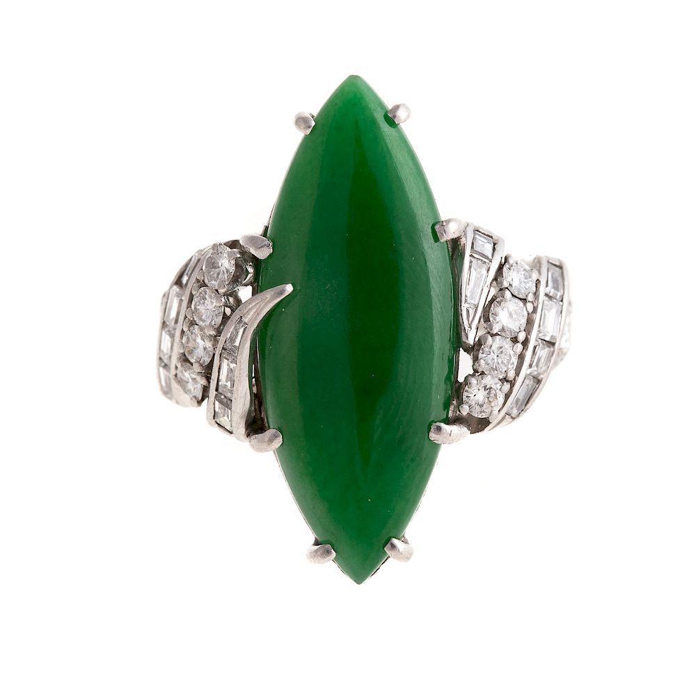 Appraisal: An Art Deco Jadeite Diamond Ring in Plat c platinum