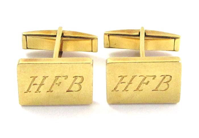 Appraisal: PAIR OF EIGHTEEN KARAT GOLD CUFFLINKS by Black Star Frost