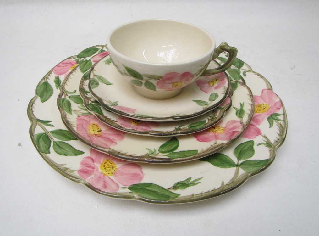 Appraisal: FRANCISCAN DESERT ROSE DINNERWARE SET eighty-five pieces comprised of dinner