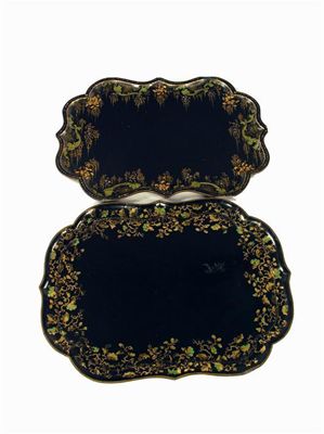 Appraisal: A Victorian papier mache tray with serpentine edges and gilt