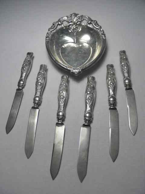 Appraisal: Lot including six Whiting sterling silver fruit knives in the