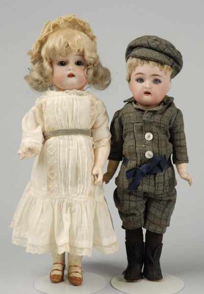 Appraisal: Lot of Kammer Reinhardt German Bisque Dolls Description Both with