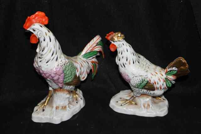 Appraisal: A CONTINENTAL POSSIBLY SAMSON PORCELAIN MODEL OF A COCKEREL and