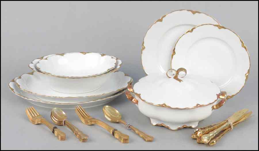 Appraisal: GROUP OF HUTSCHENREUTHER PORCELAIN DINNERWARE Consisting of seven dinner plates