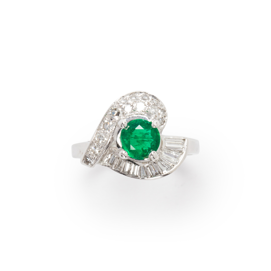 Appraisal: AN EMERALD DIAMOND AND FOURTEEN KARAT WHITE GOLD RING An