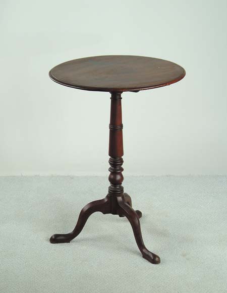 Appraisal: WALNUT QUEEN ANNE TILT-TOP CANDLESTAND th century round top tilt-top