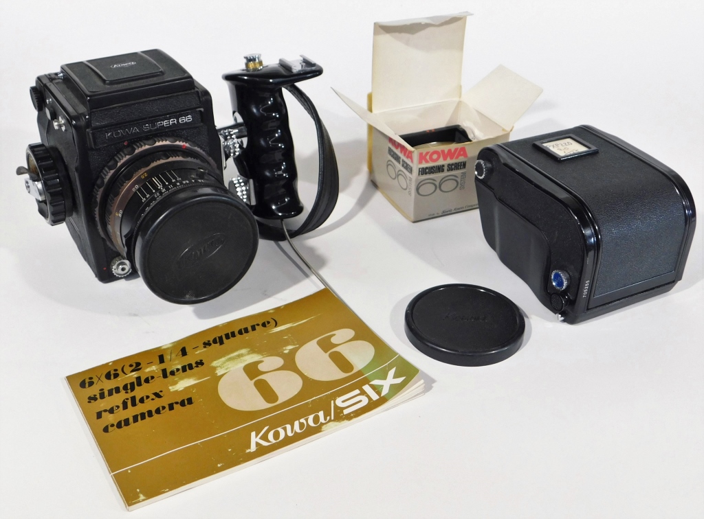 Appraisal: KOWA SUPER SLR CAMERA WITH MM F Kowa Super SLR