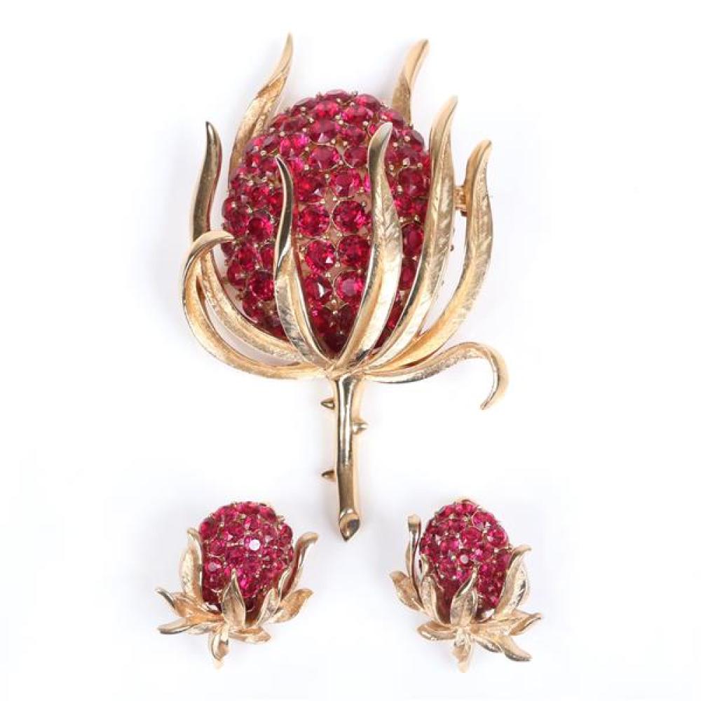 Appraisal: CROWN TRIFARI GOLD TONE PROTEA THISTLE FLOWER FIGURAL PIN BROOCH