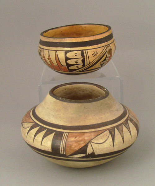 Appraisal: Hopi pottery olla with orange and black decoration on a