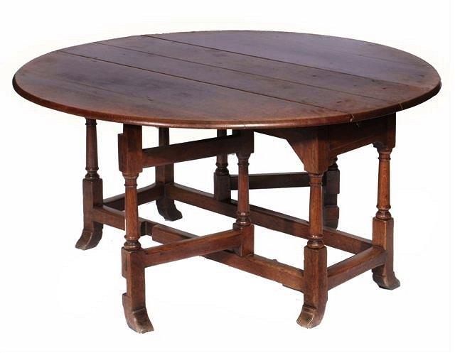 Appraisal: A LATE TH CENTURY OVAL OAK GATE LEG TABLE with