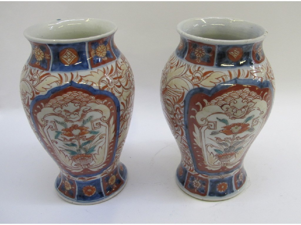 Appraisal: Pair of Chinese vases decorated in Imari palette