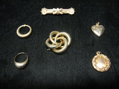 Appraisal: Assortment of karat yellow gold jewelry A collection of two