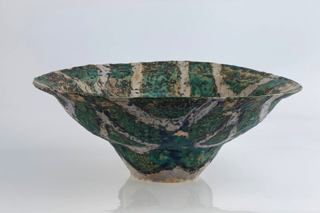 Appraisal: Julian King-Salter British b Vase and two bowlscoil built turquoise