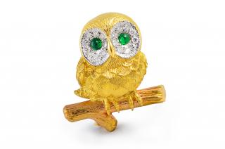 Appraisal: E Wolfe Owl Diamond Emerald Brooch E Wolfe K diamond