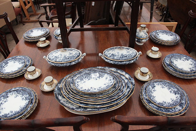 Appraisal: A VICTORIAN WEDGEWOOD BURLINGTON PATTERN PART DINNER SERVICE complete with