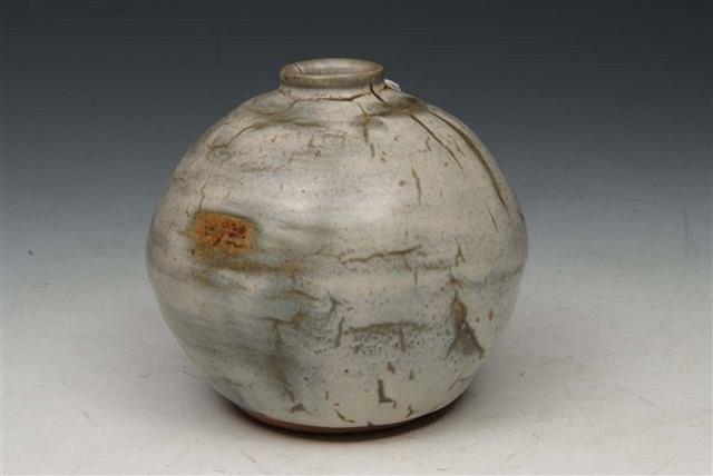 Appraisal: KATHARINE PLEYDELL-BOUVERIE - An ovoid stoneware small vase with speckled