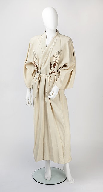 Appraisal: A linen kimono-style robe with brown embroidered dragon detail and