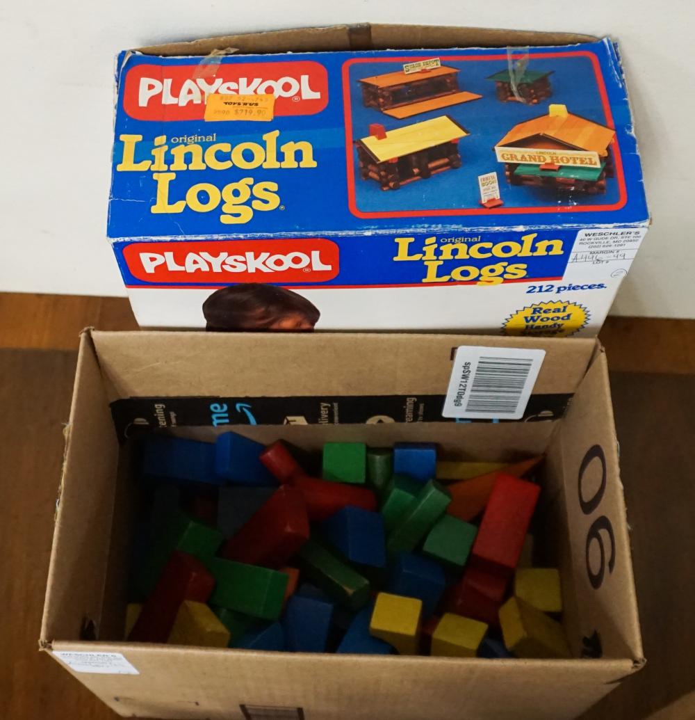 Appraisal: LINCOLN LOGS AND WOOD COLORED BLOCKSLincoln Logs and Wood Colored