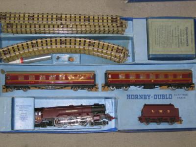 Appraisal: Hornby Dublo Train Set EDP with Duchess of Atholl in