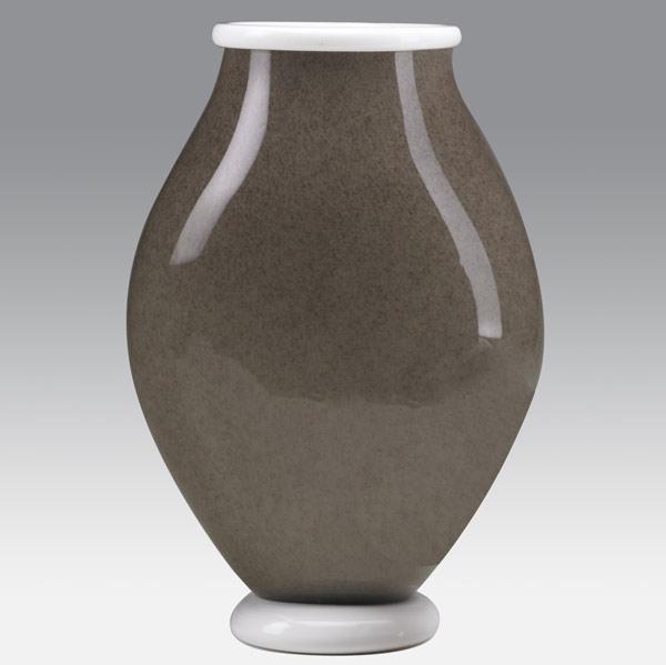 Appraisal: GIAN LUIGI PIERUZZI BAROVIER TOSO Tall vase in speckled gray