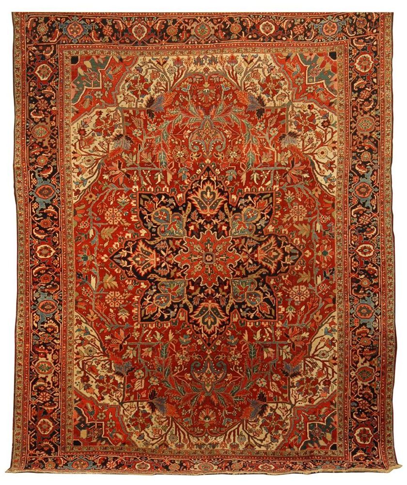 Appraisal: ORIENTAL RUG HERIZ ' x ' With salmon and midnight