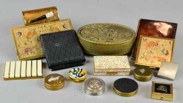 Appraisal: Pcs of Vintage Compacts Cigarette CasesConsisting of a variety of