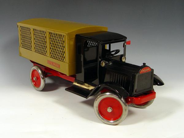 Appraisal: KEYSTONE PACKARD US MAIL TOY TRUCK Pressed steel with black