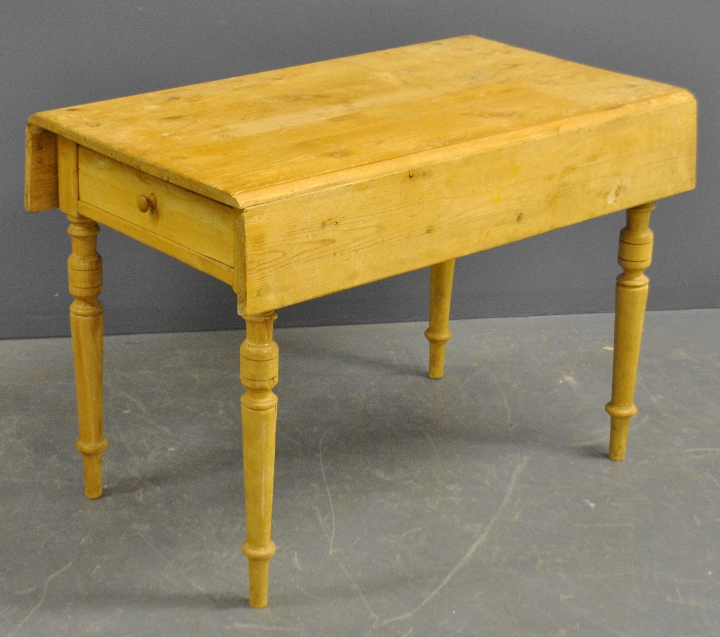 Appraisal: - Scrubbed pine drop leaf work table with drawers th