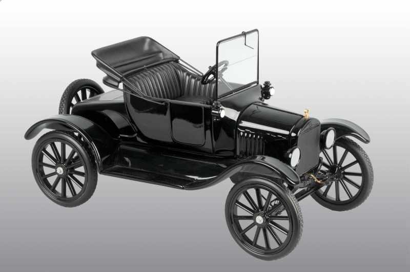 Appraisal: Contemporary Pressed Steel Model T Car Toy Description Made by