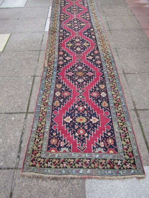 Appraisal: A Garabagh late th Century South East Caucasus runner with