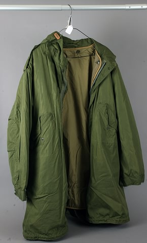 Appraisal: Grouping consisting of cold weather liner parka shell M and