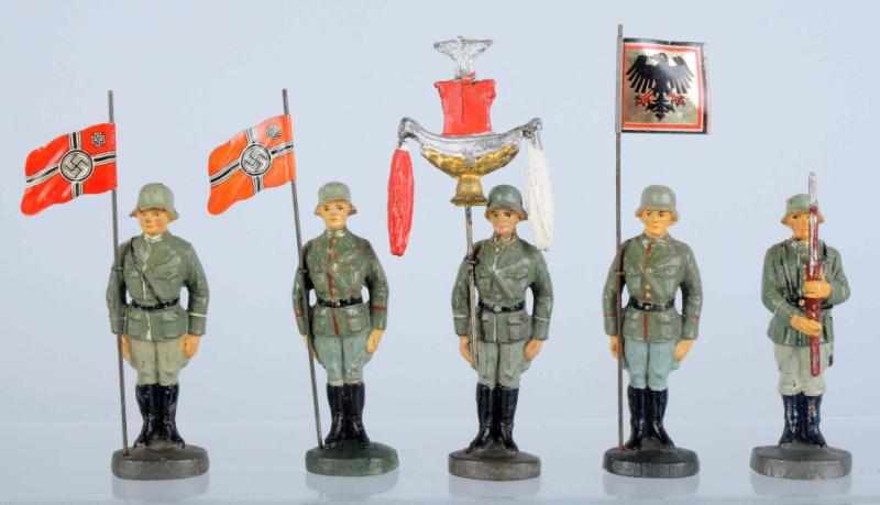 Appraisal: Elastolin cm Standing German Army Soldiers Includes five different standing