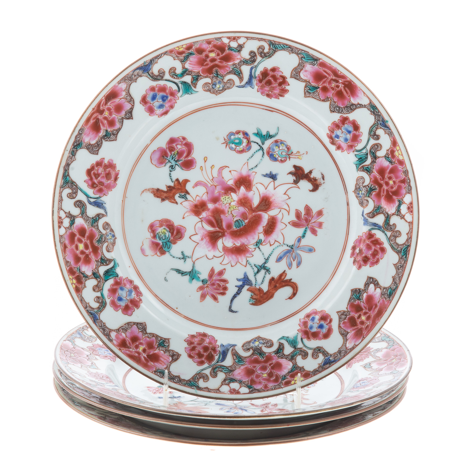 Appraisal: FOUR CHINESE EXPORT FAMILLE ROSE PLATES Circa - vivid floral