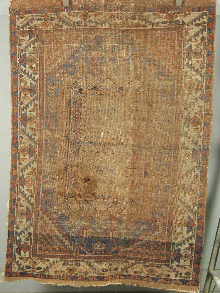 Appraisal: ORIENTAL RUG - ' '' x ' '' th c