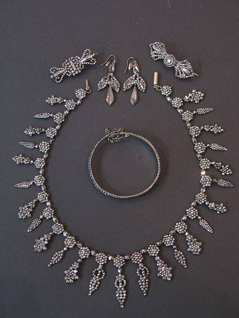 Appraisal: A TH CENTURY CUT-STEEL GARLAND NECKLACE together with a pair