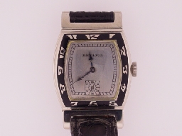 Appraisal: Hamilton Coronado K WG case with swivel lugs Bezel with