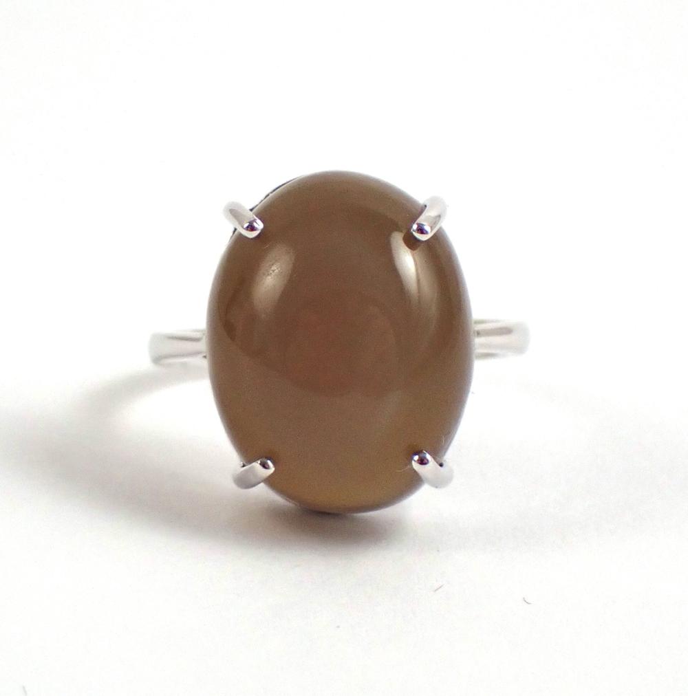 Appraisal: MOONSTONE CAT'S EYE AND FOURTEEN KARAT GOLD RING The k