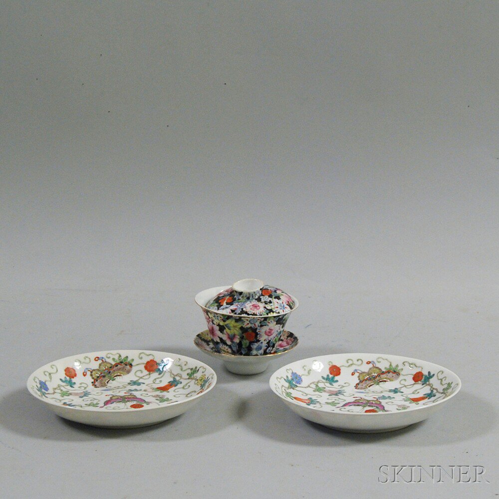 Appraisal: Pair of Chinese Famille Rose Dishes and a Cup and