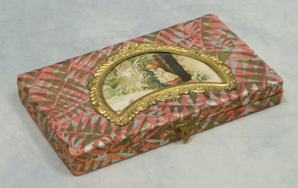 Appraisal: Victorian Paper Box with Celluloid Fountain Pen Set - x