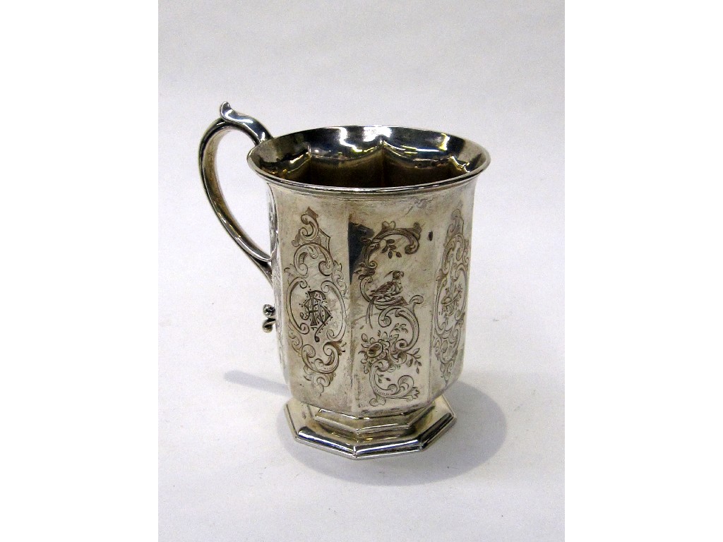 Appraisal: Victorian silver tankard London