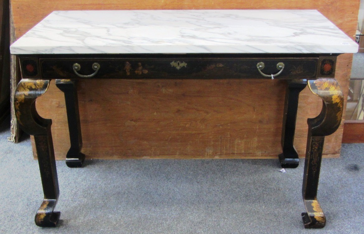 Appraisal: A George I style rectangular marble topped side table on